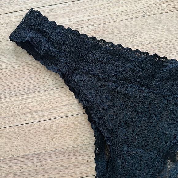 Victoria’s Secret Sexy Lace panties - Picture 2 of 5